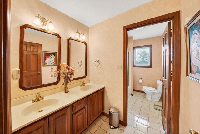 15360 Durham Way, Granger, IN 46530