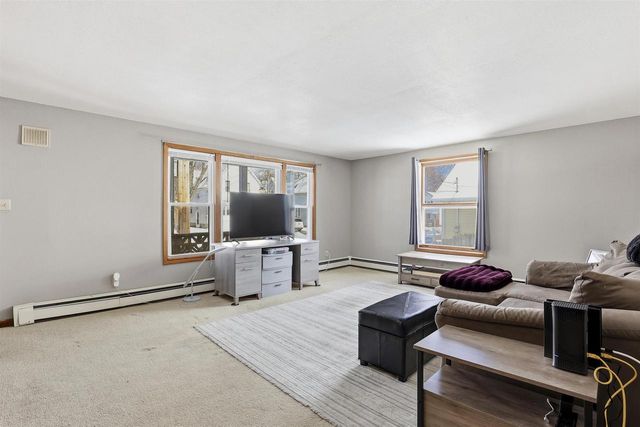 221 E WINNEBAGO STREET, Appleton, WI 54911