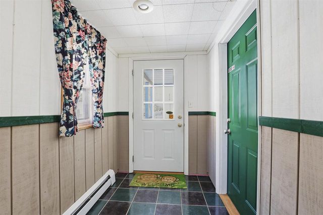 221 E WINNEBAGO STREET, Appleton, WI 54911