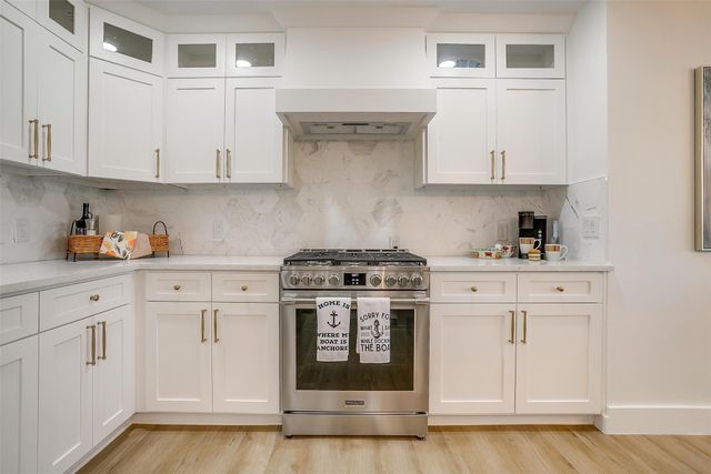 1401 Cheyenne Trail, Granbury, TX 76048