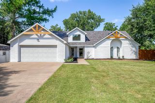 1401 Cheyenne Trail, Granbury, TX 76048