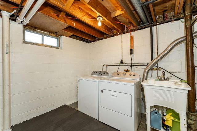 3914 7th Street NW, Rochester, MN 55901