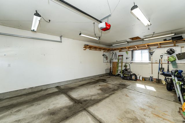 3914 7th Street NW, Rochester, MN 55901