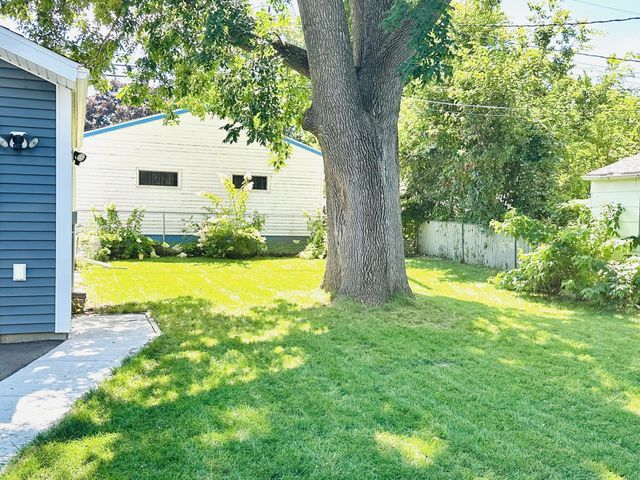 3914 7th Street NW, Rochester, MN 55901