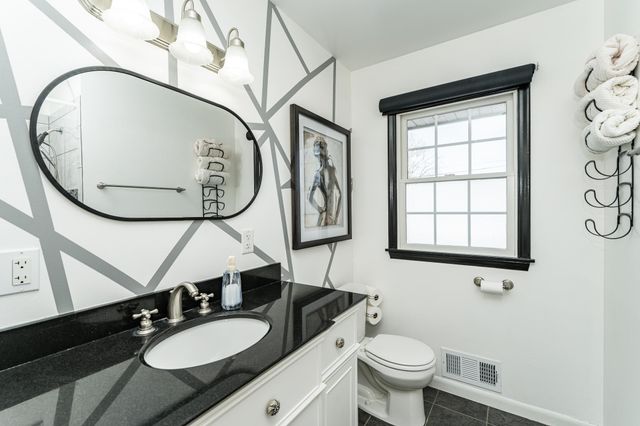 3914 7th Street NW, Rochester, MN 55901