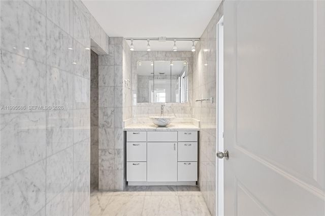 1250 S Miami Ave 3506, Miami, FL 33130