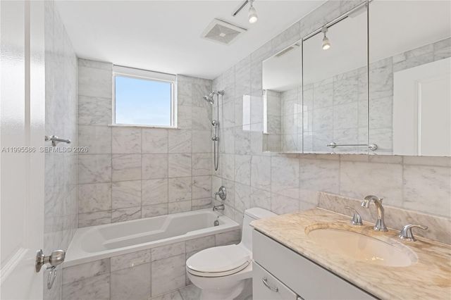 1250 S Miami Ave 3506, Miami, FL 33130