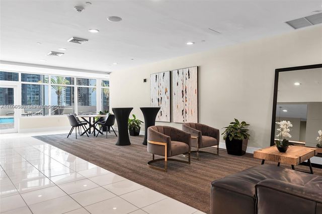 1250 S Miami Ave 3506, Miami, FL 33130