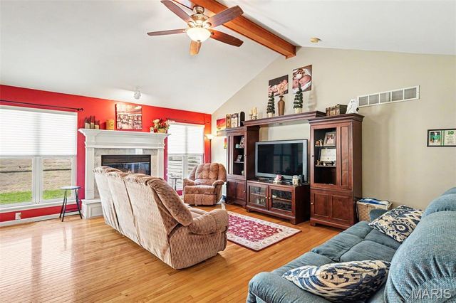 540 Crown Passage Drive, St Charles, MO 63303