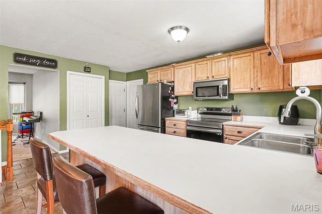 540 Crown Passage Drive, St Charles, MO 63303