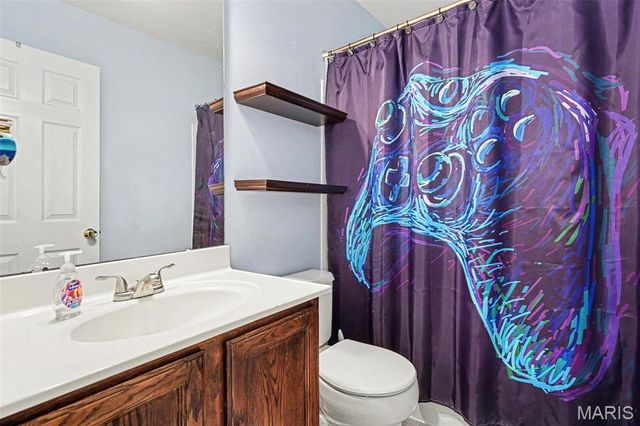 540 Crown Passage Drive, St Charles, MO 63303
