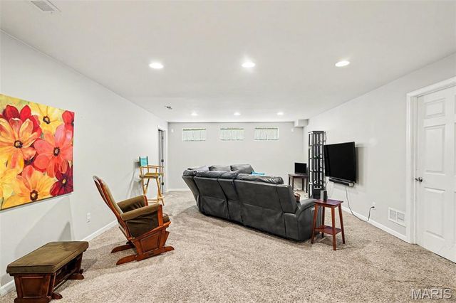 540 Crown Passage Drive, St Charles, MO 63303