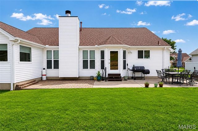 540 Crown Passage Drive, St Charles, MO 63303