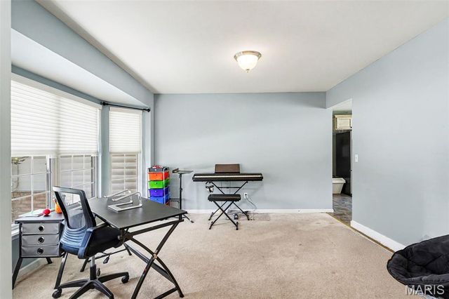 540 Crown Passage Drive, St Charles, MO 63303