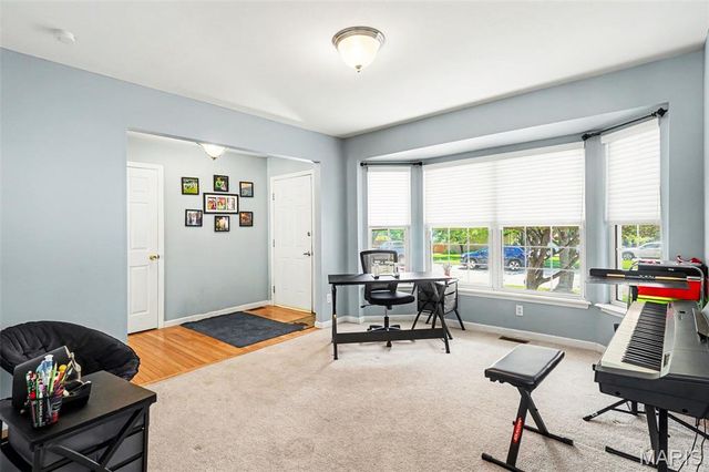 540 Crown Passage Drive, St Charles, MO 63303