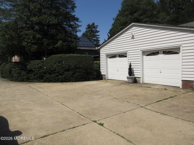 443 Newman Springs Road, Lincroft, NJ 07738