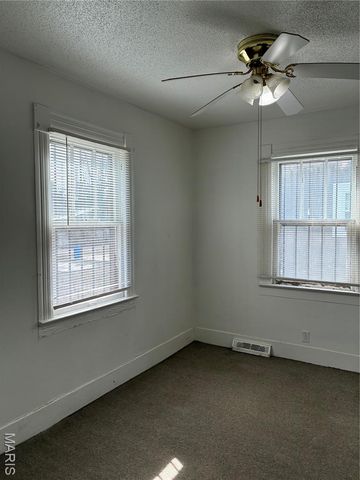 1002 Tremont Street, Poplar Bluff, MO 63901