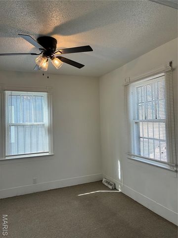 1002 Tremont Street, Poplar Bluff, MO 63901