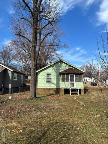 1002 Tremont Street, Poplar Bluff, MO 63901