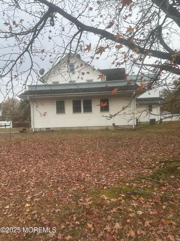 795 Harmony Road, Middletown, NJ 07748