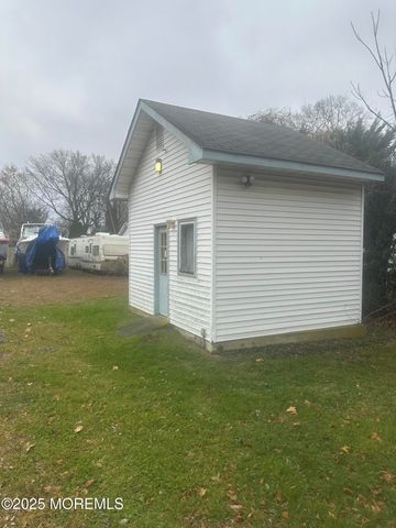 795 Harmony Road, Middletown, NJ 07748