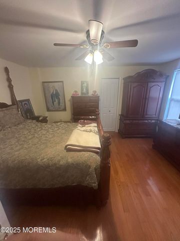 795 Harmony Road, Middletown, NJ 07748