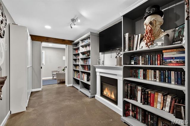 531 Indian Lake Drive, Wright City, MO 63390