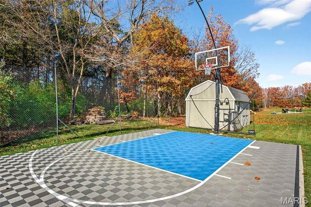 531 Indian Lake Drive, Wright City, MO 63390