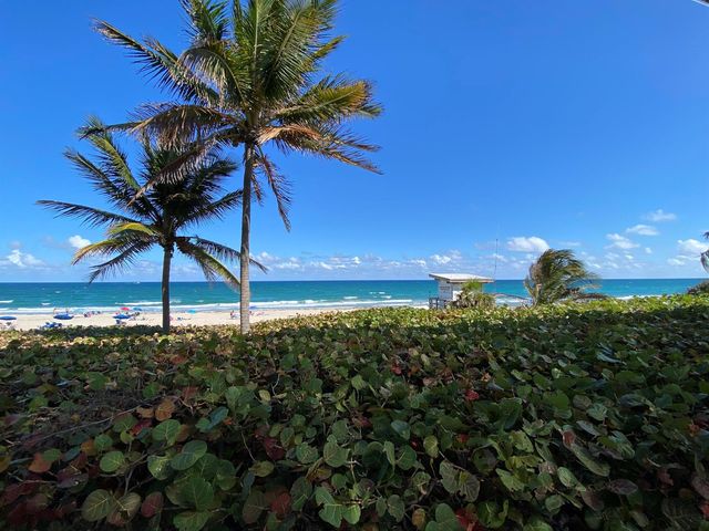 2191 NE 1st Court 202, Boynton Beach, FL 33435