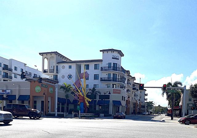 2191 NE 1st Court 202, Boynton Beach, FL 33435