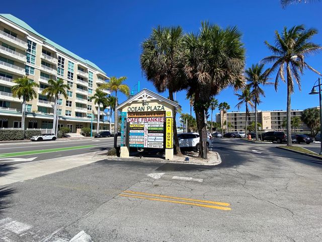 2191 NE 1st Court 202, Boynton Beach, FL 33435