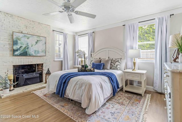 1636 Grandview Way, Melbourne, FL 32935