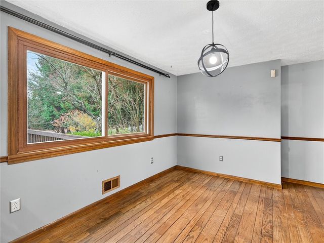 70 Attridge Rd, Chili, NY 14428