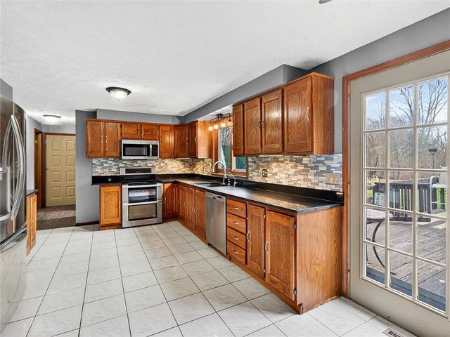 70 Attridge Rd, Chili, NY 14428