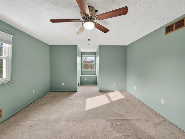 70 Attridge Rd, Chili, NY 14428