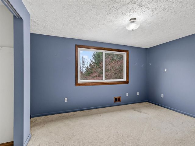 70 Attridge Rd, Chili, NY 14428