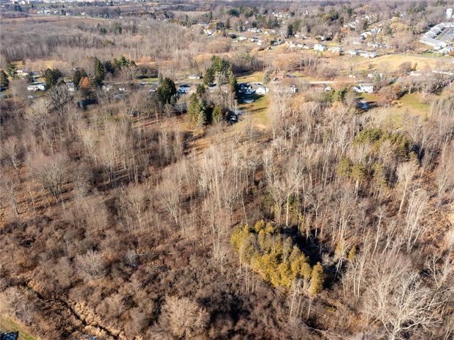70 Attridge Rd, Chili, NY 14428