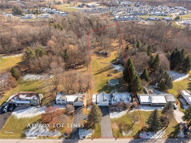 70 Attridge Rd, Chili, NY 14428