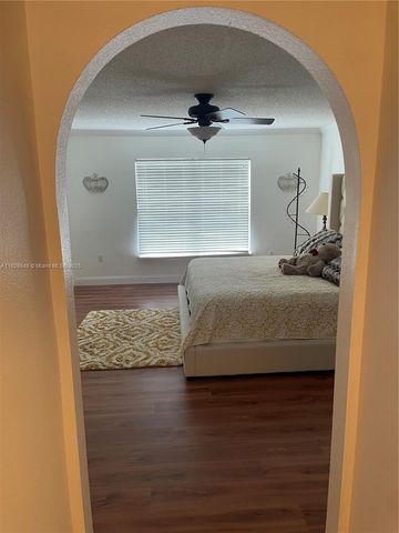 2645 SW 12th Sq SW, Vero Beach, FL 32968