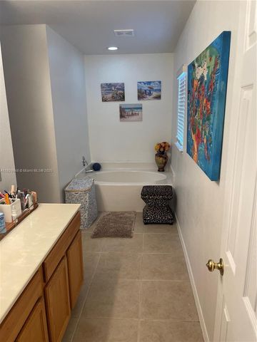 2645 SW 12th Sq SW, Vero Beach, FL 32968