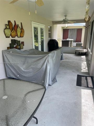 2645 SW 12th Sq SW, Vero Beach, FL 32968