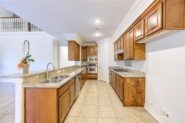 2011 Spring Cedar Lane, Houston, TX 77077