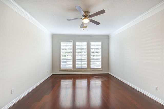 2011 Spring Cedar Lane, Houston, TX 77077