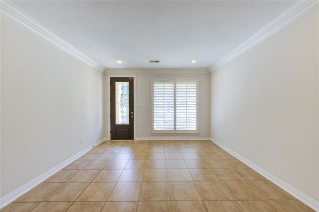2011 Spring Cedar Lane, Houston, TX 77077