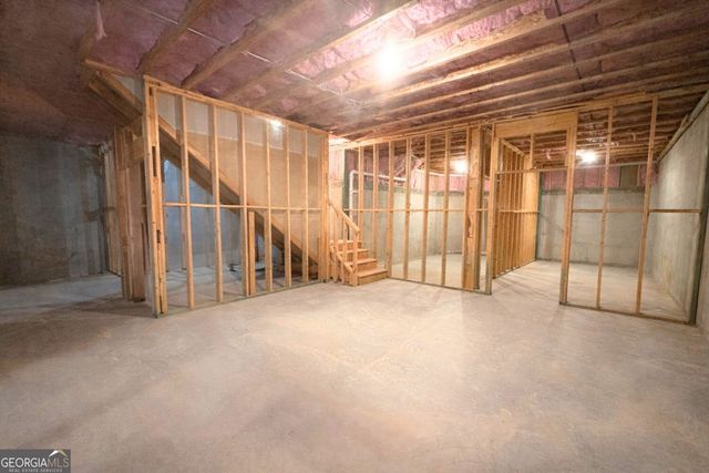 64 RED HAWK, Dallas, GA 30132