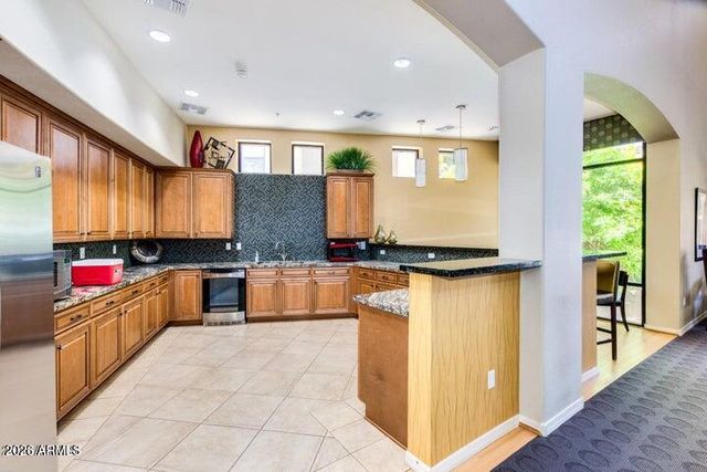 7601 E INDIAN BEND Road 2055, Scottsdale, AZ 85250