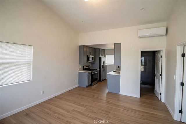 1056 Hoffman, Long Beach, CA 90813