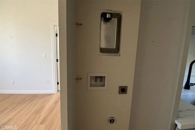 1056 Hoffman, Long Beach, CA 90813