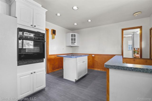 14302 Winston Avenue, Redford Charter Township, MI 48239
