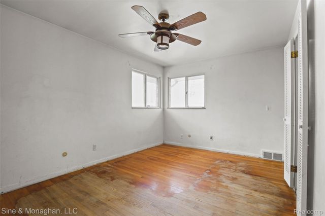 14302 Winston Avenue, Redford Charter Township, MI 48239